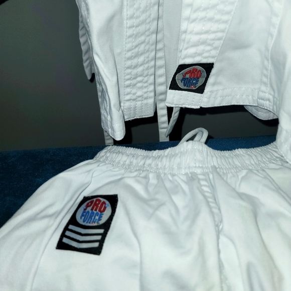 Proforce White Karate Gi Size 0 - Picture 3 of 3